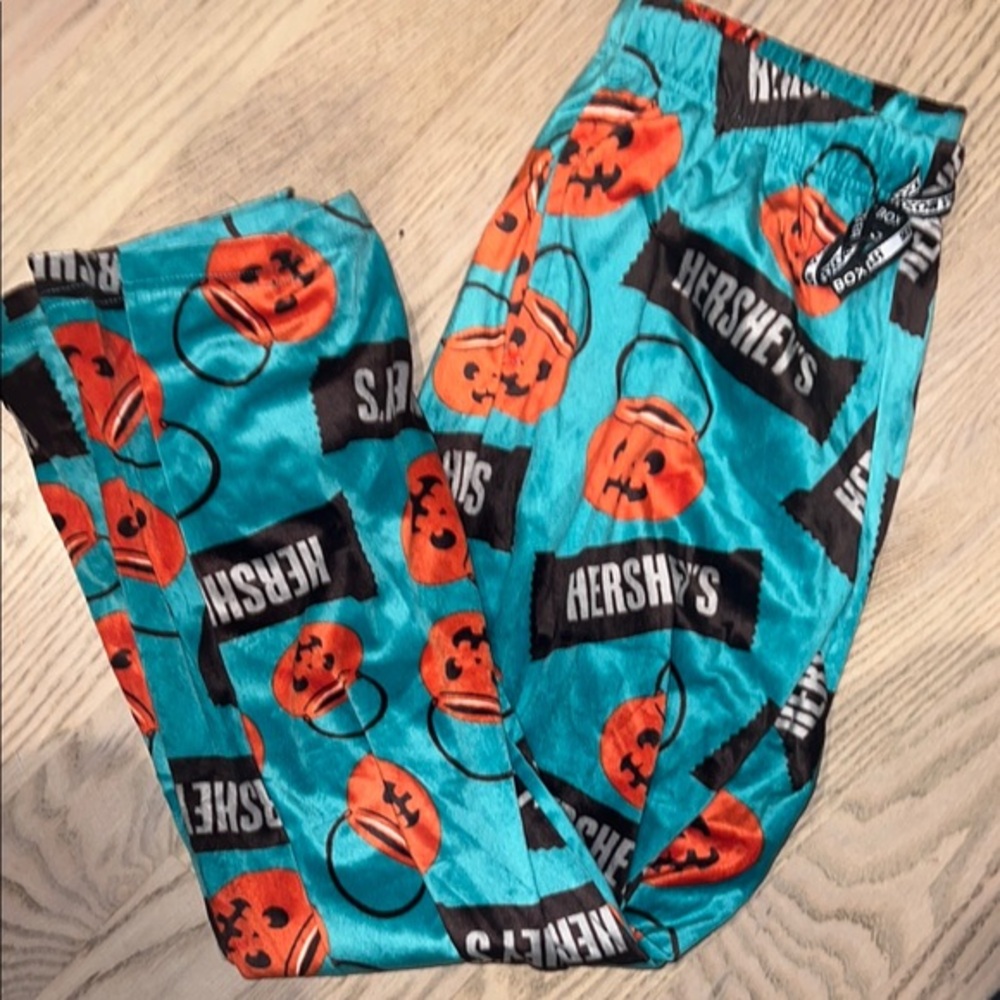 Hershey's Halloween Themed Pajama Pants NWT Small